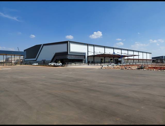 18,660M² WAREHOUSE TO LET IN GLEN MARAIS
